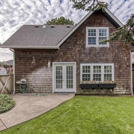 Seaside Classic Cottage Exterior foto